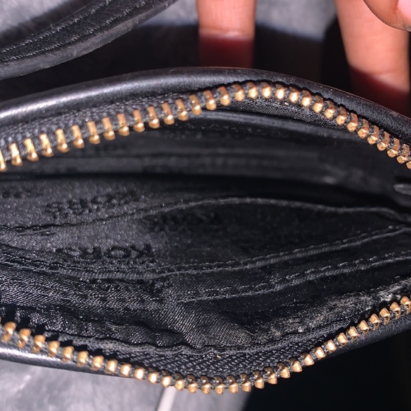 Micheal Kors wallet - Picture 3 of 4